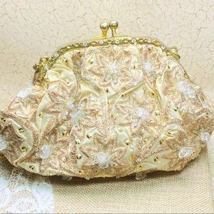 True vintage Christiana gold beaded clutch purse